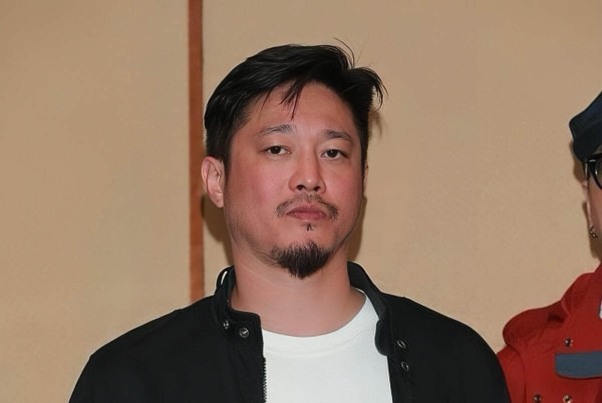 陈子聪病愈返港，何超仪怒斥好友“背刺”引关注