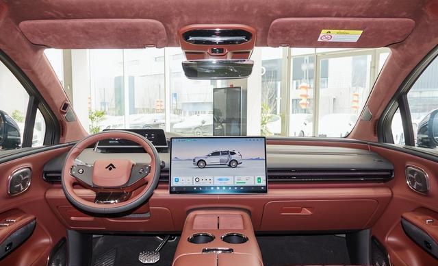 4月12日上市，中大型SUV新选择，三排六座设计，预售27.98万元起