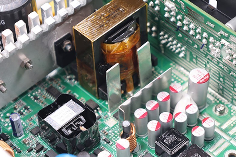 600W性价比最高 电脑电源你就这样买 富哥主机除外!