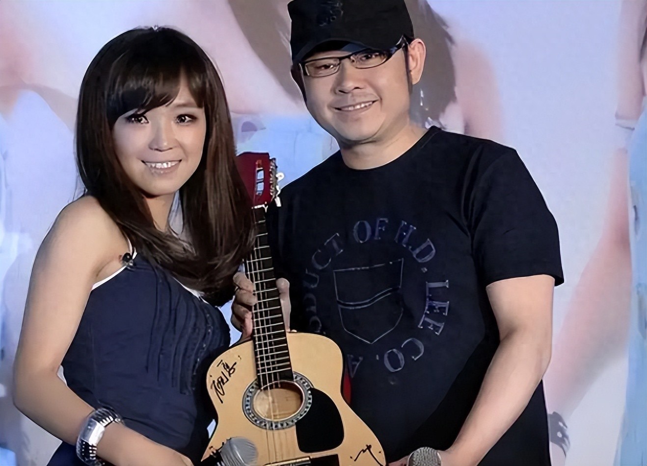 师徒变死敌？刀郎撤回版权不到一年，云朵终于反击，结果大快人心