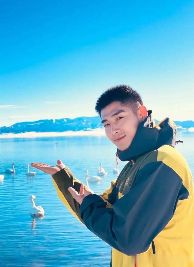 梁浩川是体育生，他也是一位非常优秀的男演员。