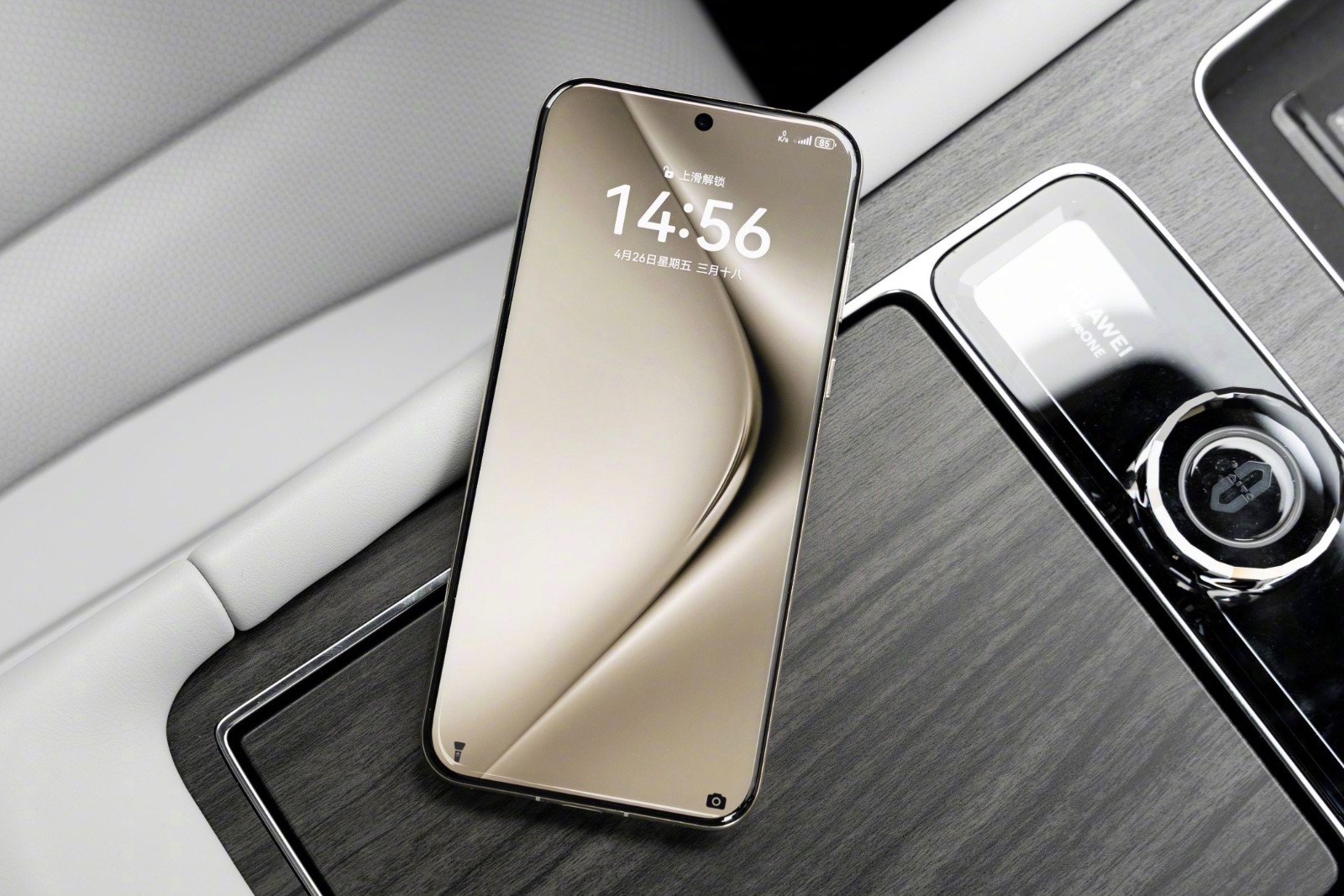 華為放棄高利潤！頂級拍照手機突降3650元，16G+512G+雙衛星通信