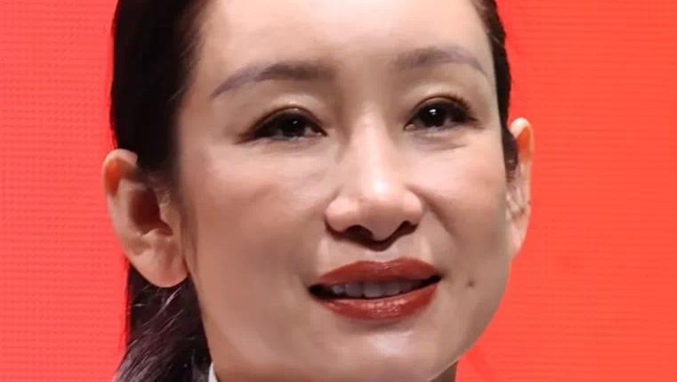 娱乐圈明星失去美颜滤镜之后，一个个都长啥样？
