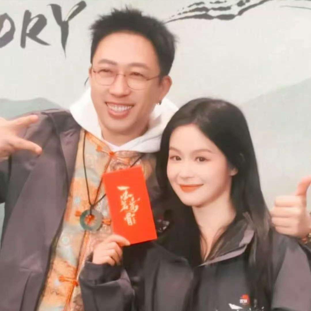 余茵丑照满天飞，本人回应来了，居然那么多短剧演员前去安慰！