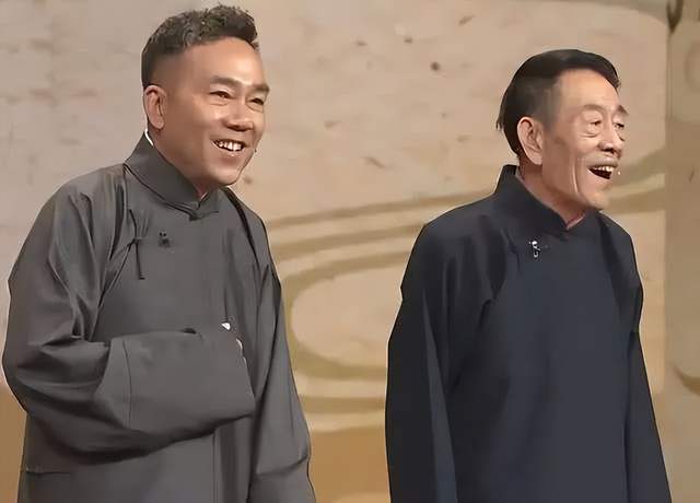 相声大师杨少华去世！上午还在帮新店剪彩，大热天被人用轮椅推出