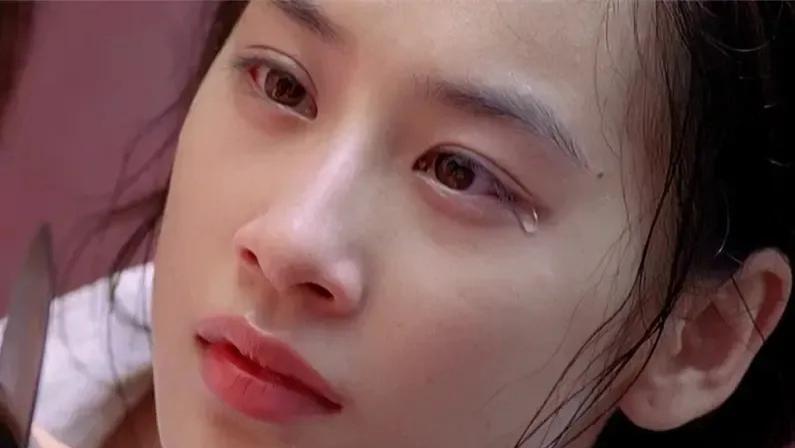 离婚后，黄圣依回娘家住遭父母嫌，妈妈：你硬要搬回来和我们同住