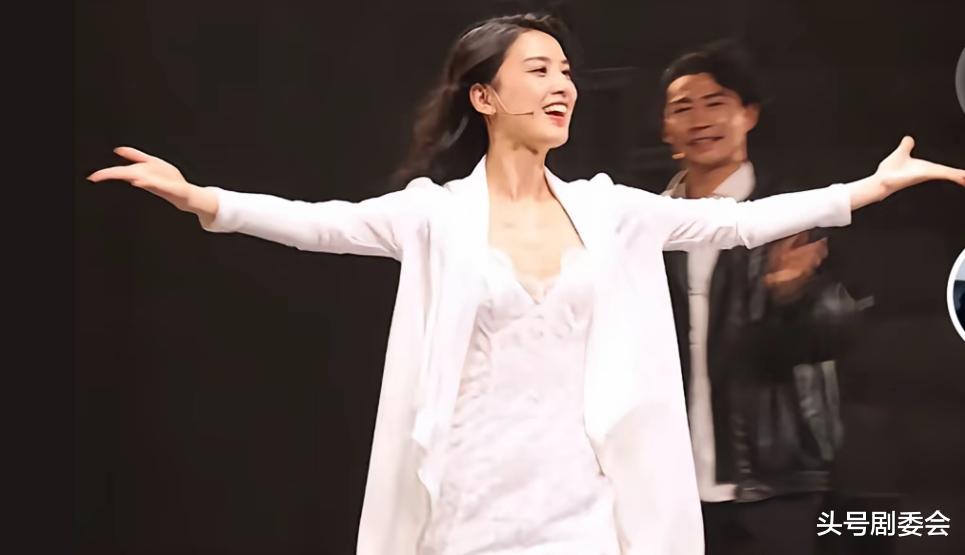 一场母女综艺，戳穿了黄圣依注定离婚的真相，宋丹丹的话有人信了