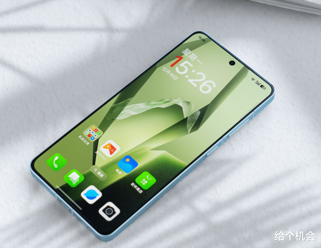 7000mAh+120w，采用矩陣Deco，一加旗艦新機的外觀終于改了