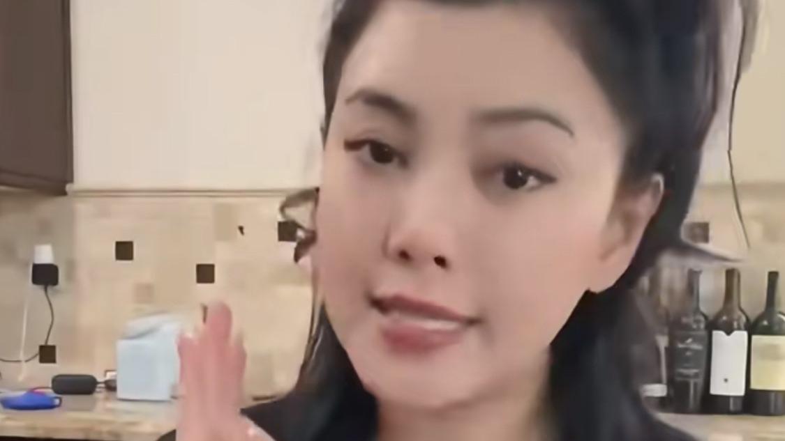 《爱情公寓》\秦羽墨\崩溃控诉：50万资金被掏空！