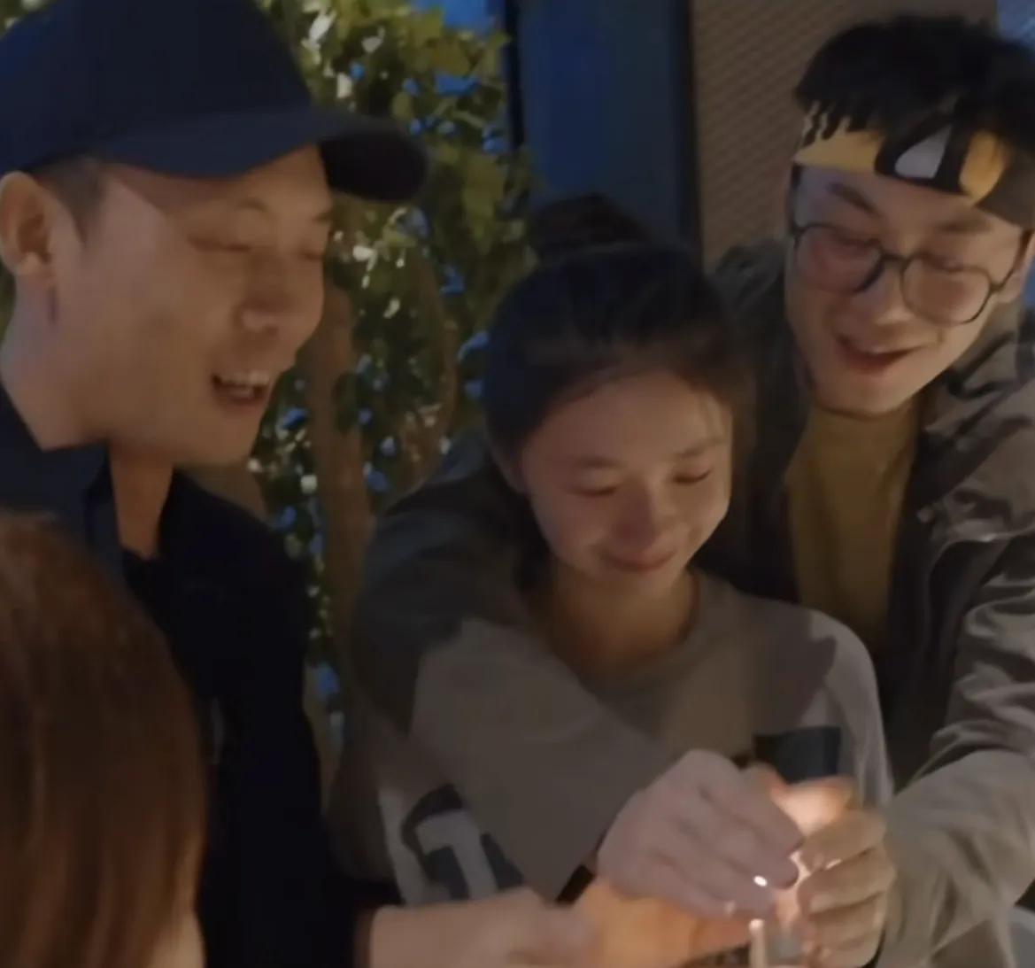 自降身价演配角,是朱亚文“断尾求生”的适时选择,却棋赌对了!