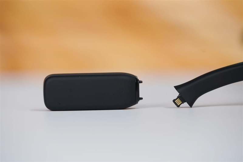 阿里自研夸克AI眼鏡S1首發評測：第一視角拍攝、導航、提詞神器！