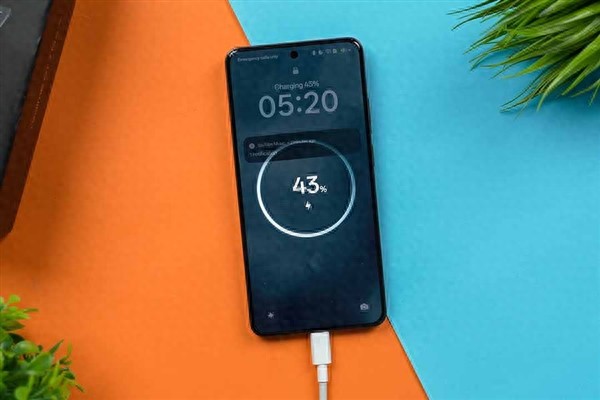 真我七周年獻禮！真我GT8 Pro迎來史詩級升級