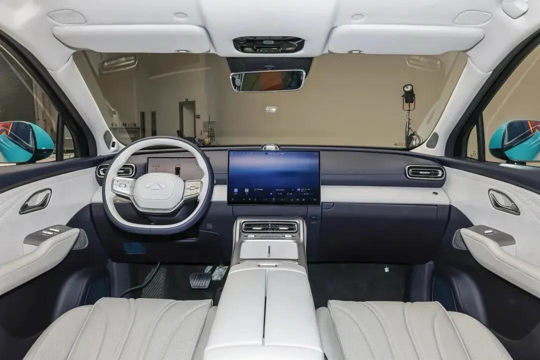 20万内最危险的中型混动SUV？奇瑞风云T9L，把价格和配置都算明白