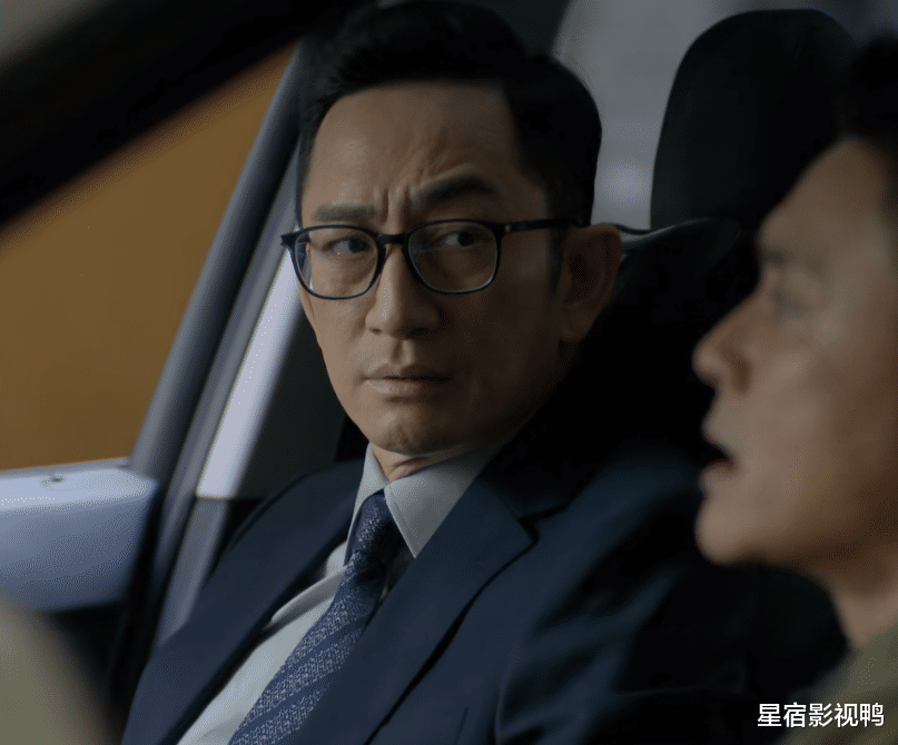 2小时热度破5000,10分钟直接下线20人,2025年悬疑剧的天花板来了