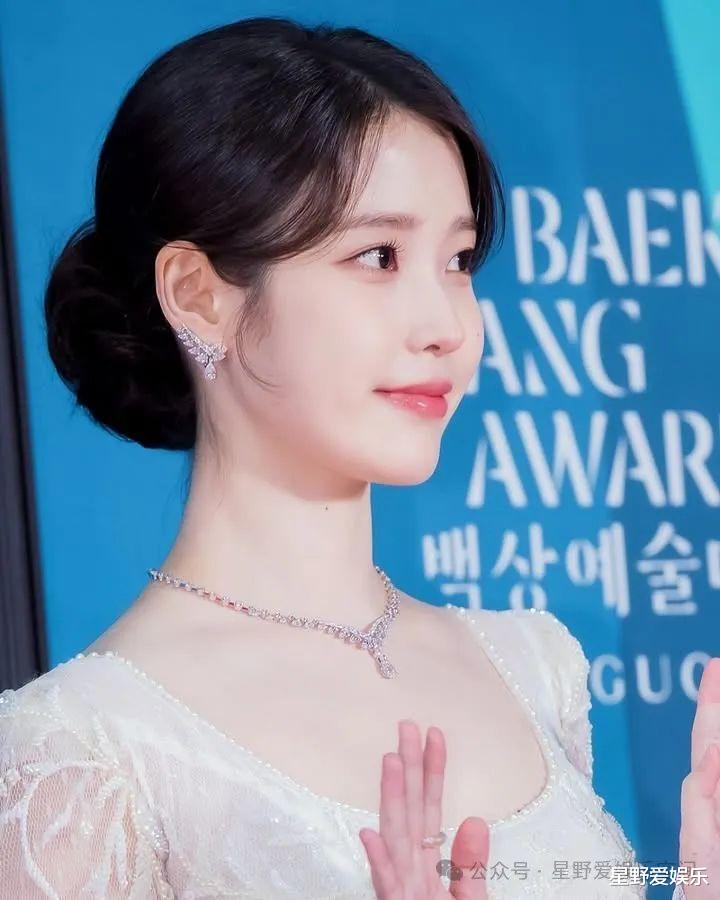 第61届百想艺术大赏落幕，人气最高的IU却颗粒无收，演技引发争议