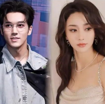 不藏了!陈冰挺孕妇和陈牧驰牵手逛街,陈冰抱着陈牧驰取暖 太甜了