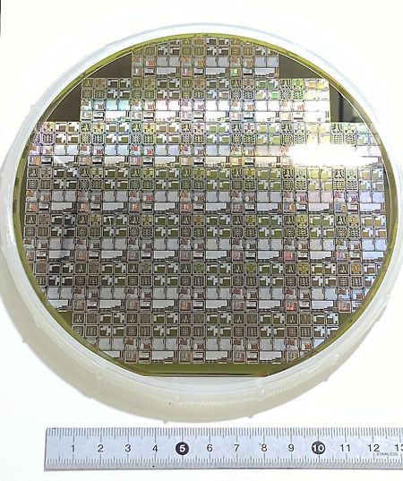 碳化硅芯片问世，可耐受极端高温与辐射