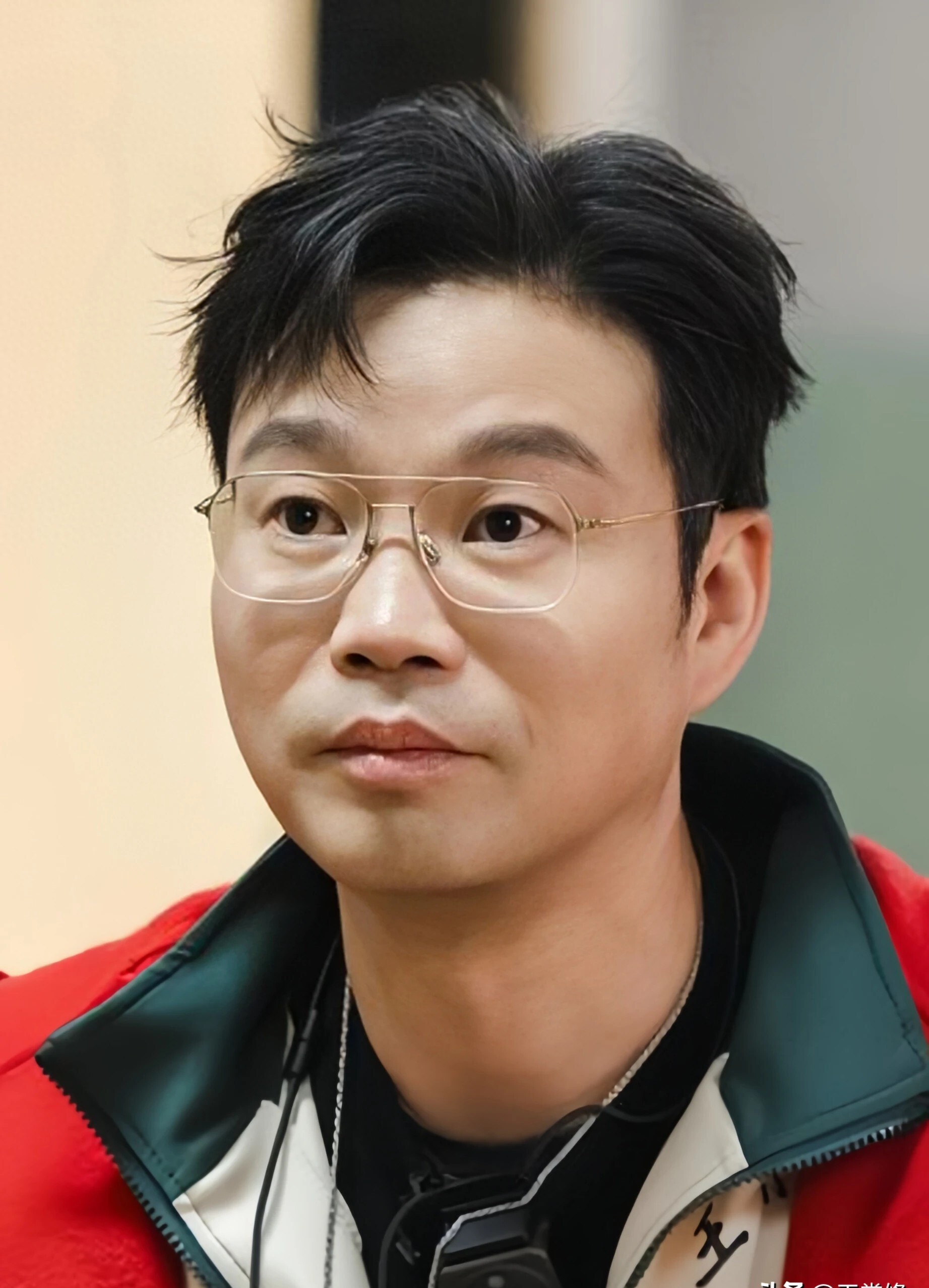 表面是兄弟，实际是老板，王迅之所以能火，离不开他的幕后操盘