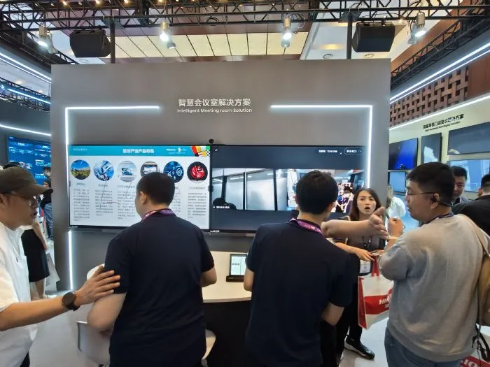 同比下降25.6%，交互平板市場承壓，廠商開辟差異化增長路徑