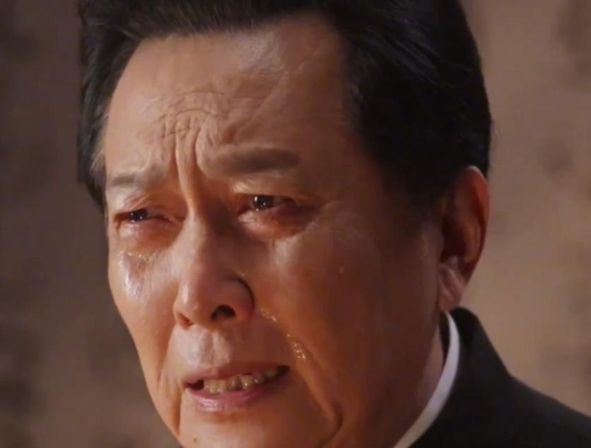 人民日报官宣喜讯！九三阅兵后，唐国强再次让整个娱乐圈刮目相看