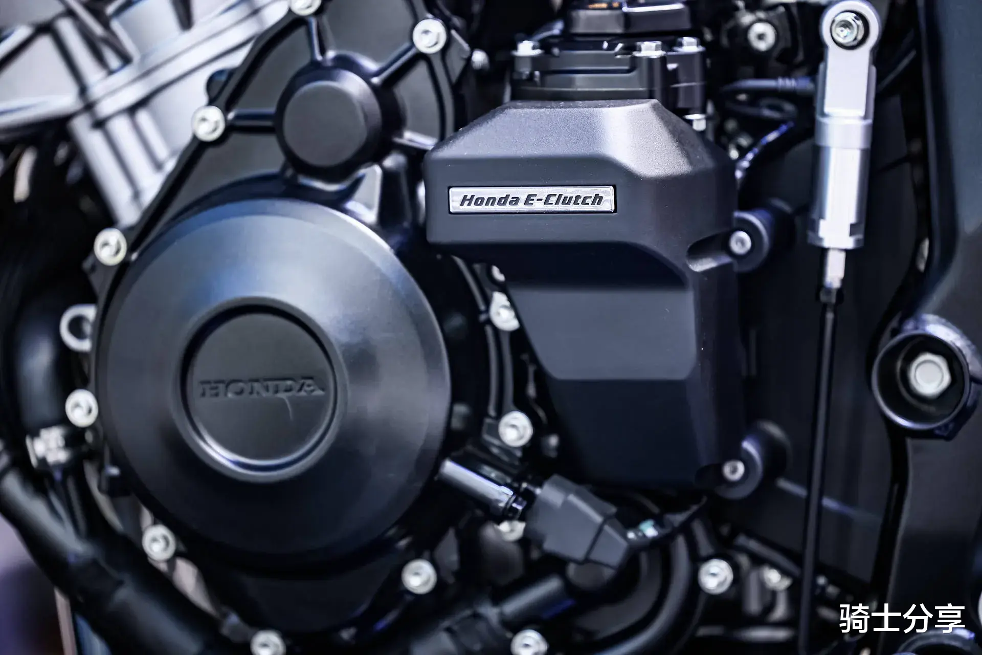 盘点摩博会上的新车！500复古街车成焦点，其他车型也不错