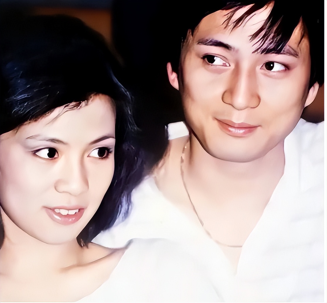 香港知名男星内地拍视频引热议，被曝养6名子女每年花费五百万