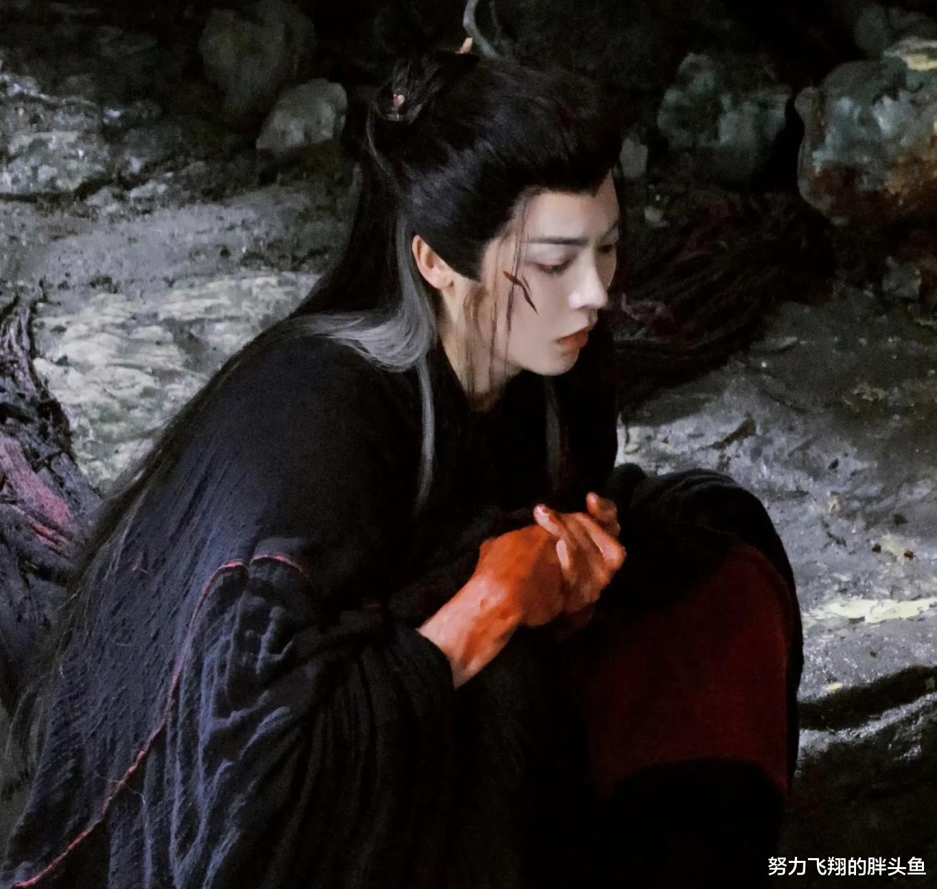 同样搭档陈都灵出演男主,辛云来与侯明昊对比,完全不一样的感觉