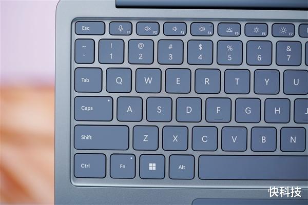 驍龍X Plus處理器加持！微軟Surface Laptop 13圖賞