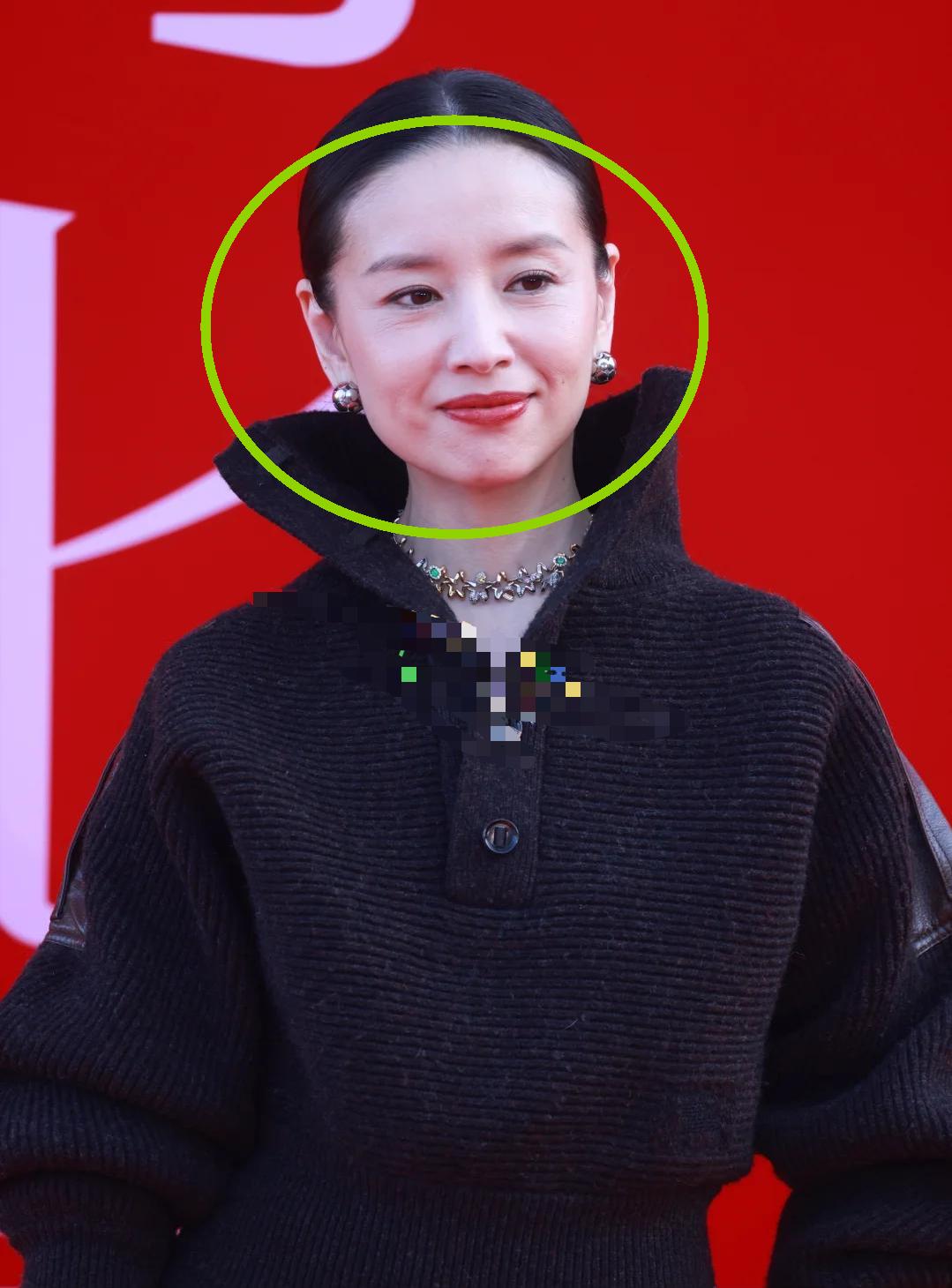 上海Edition活动，董洁老相，高圆圆硬凹造型，苏菲玛索赢麻了！