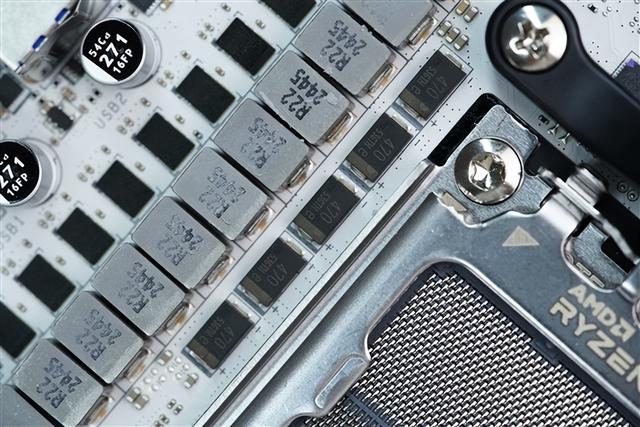 ITX小巧强悍!微星MPG B850I EDGE TI WIFI图赏