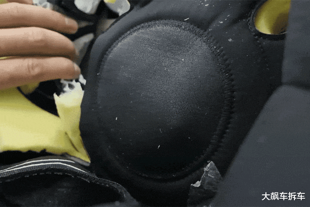 25万级SUV座椅暴力拆解,“剖开”看真面目!