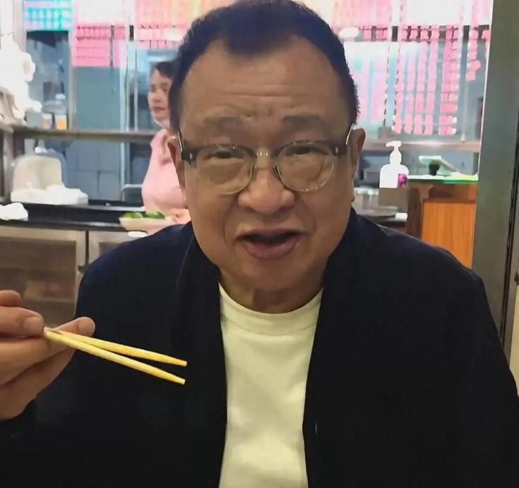 两种葬礼，两种人生，许绍雄和吴孟达的身后事，差距真是一目了然