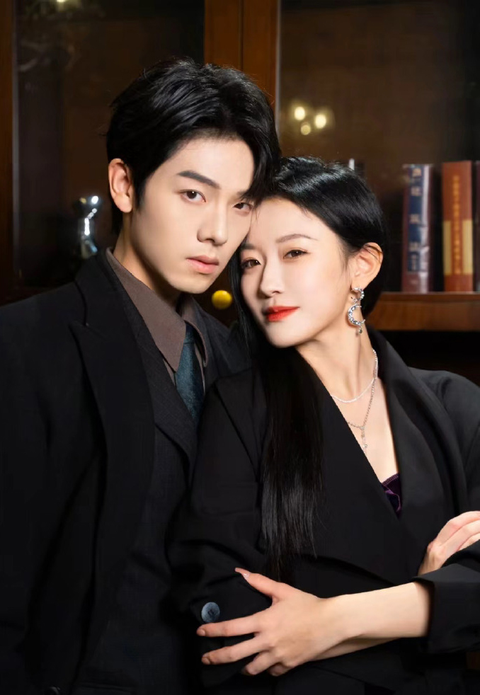 短剧男主入行前都做啥工作？健身教练、高铁售票员，还有说书博主