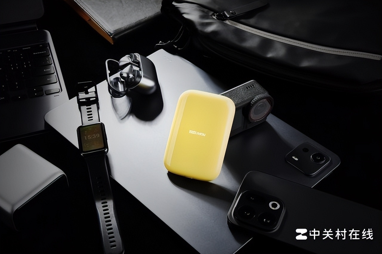 致態靈·潮流版PSSD圖賞：至高2000MB/s的磁吸式移動存儲新秀