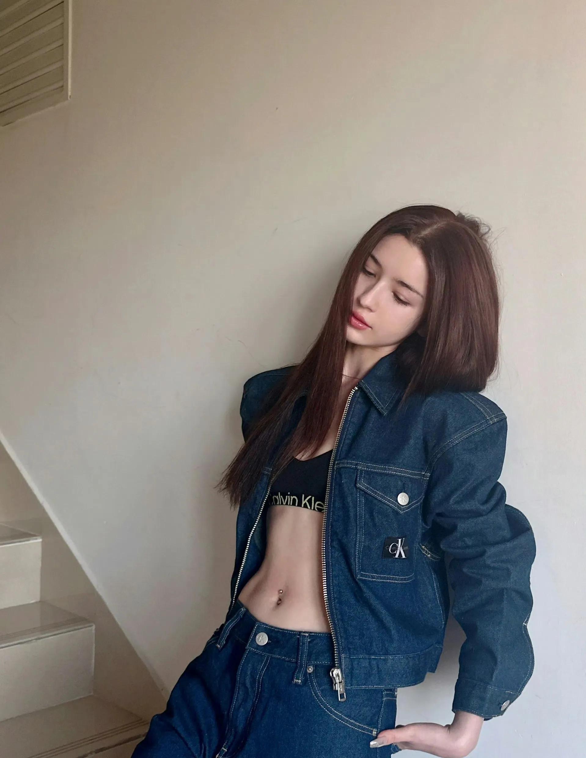 哈妮克孜写真美图，小蛮腰绝了