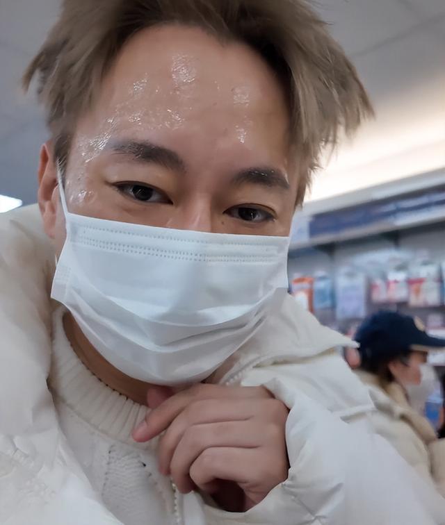 宋玉希夫妻晒医美后状态,网友直呼没眼看,应了那句先变鬼再变美