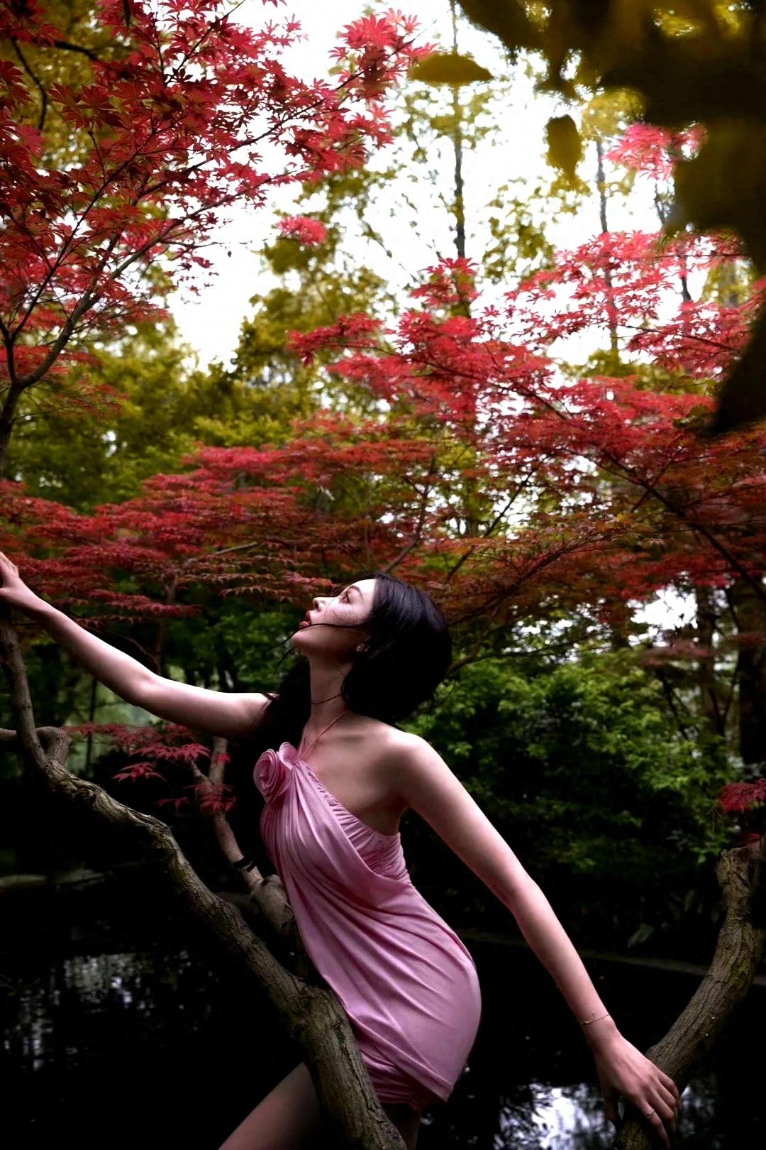 张天爱这身材和颜值谁看了不迷糊！