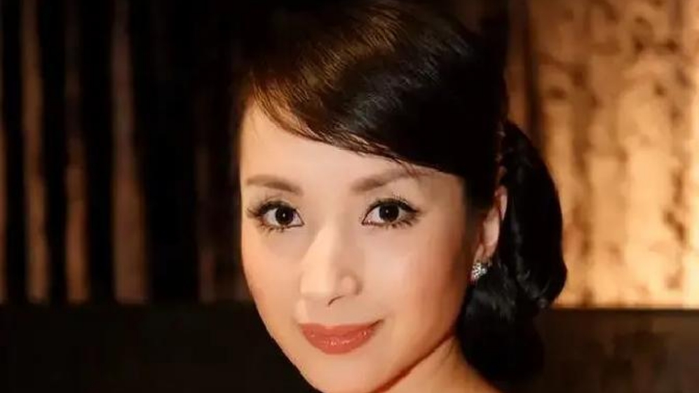 灶台为台，烟火为曲，50岁汤灿的复出生活美学