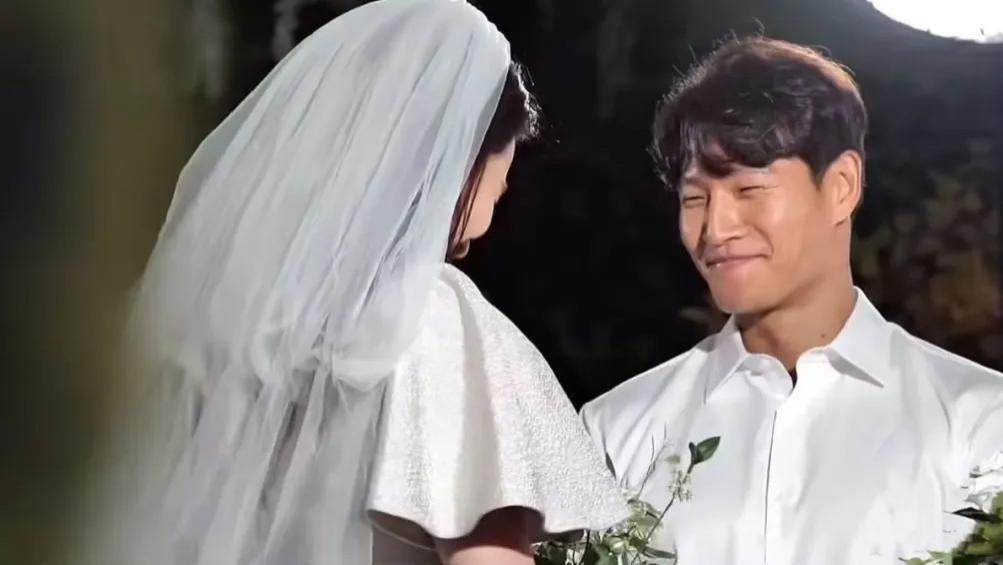 孤寒金钟国终于有人要！穿窿底裤+烂袜冧掂圈外人，曾为悭钱唔打麻醉硬撑手术