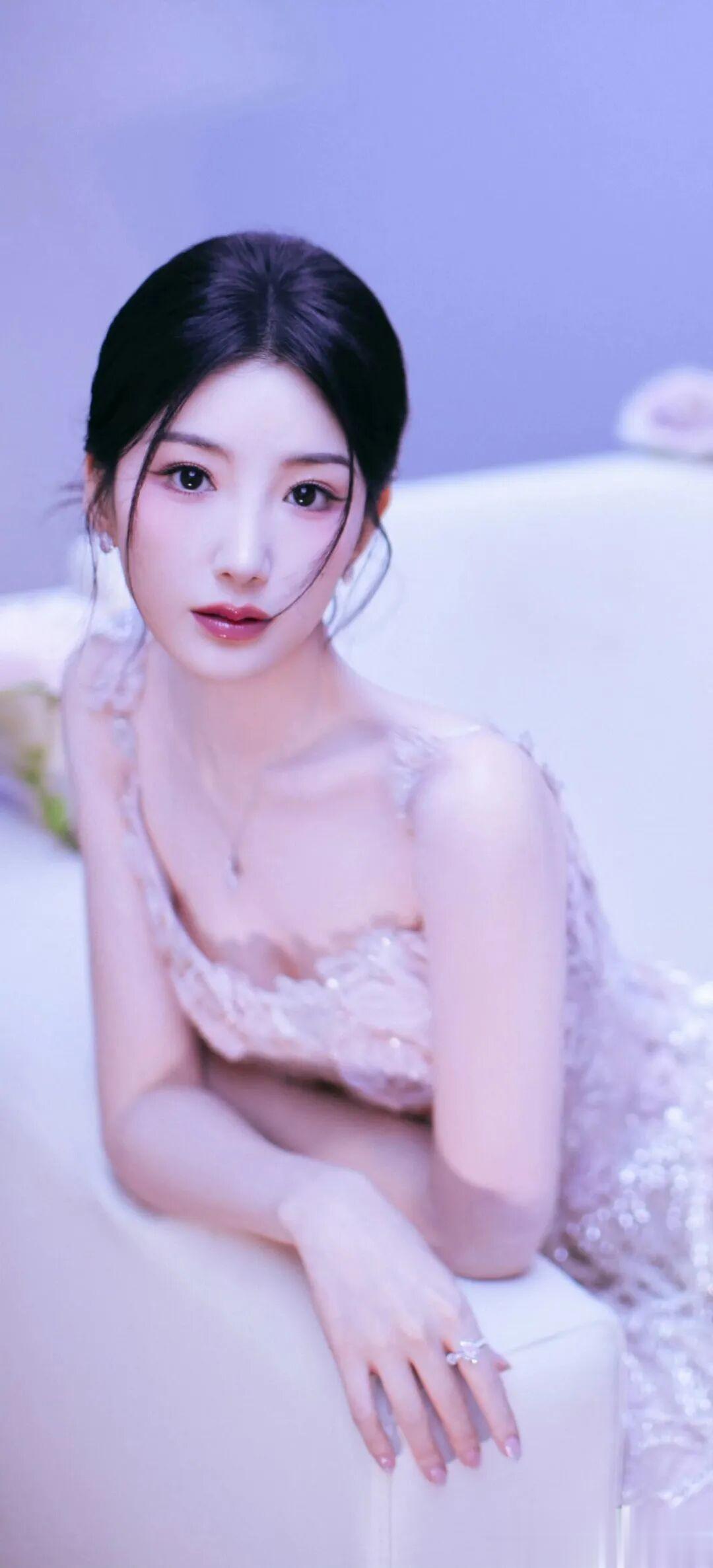 毛晓彤清新美图