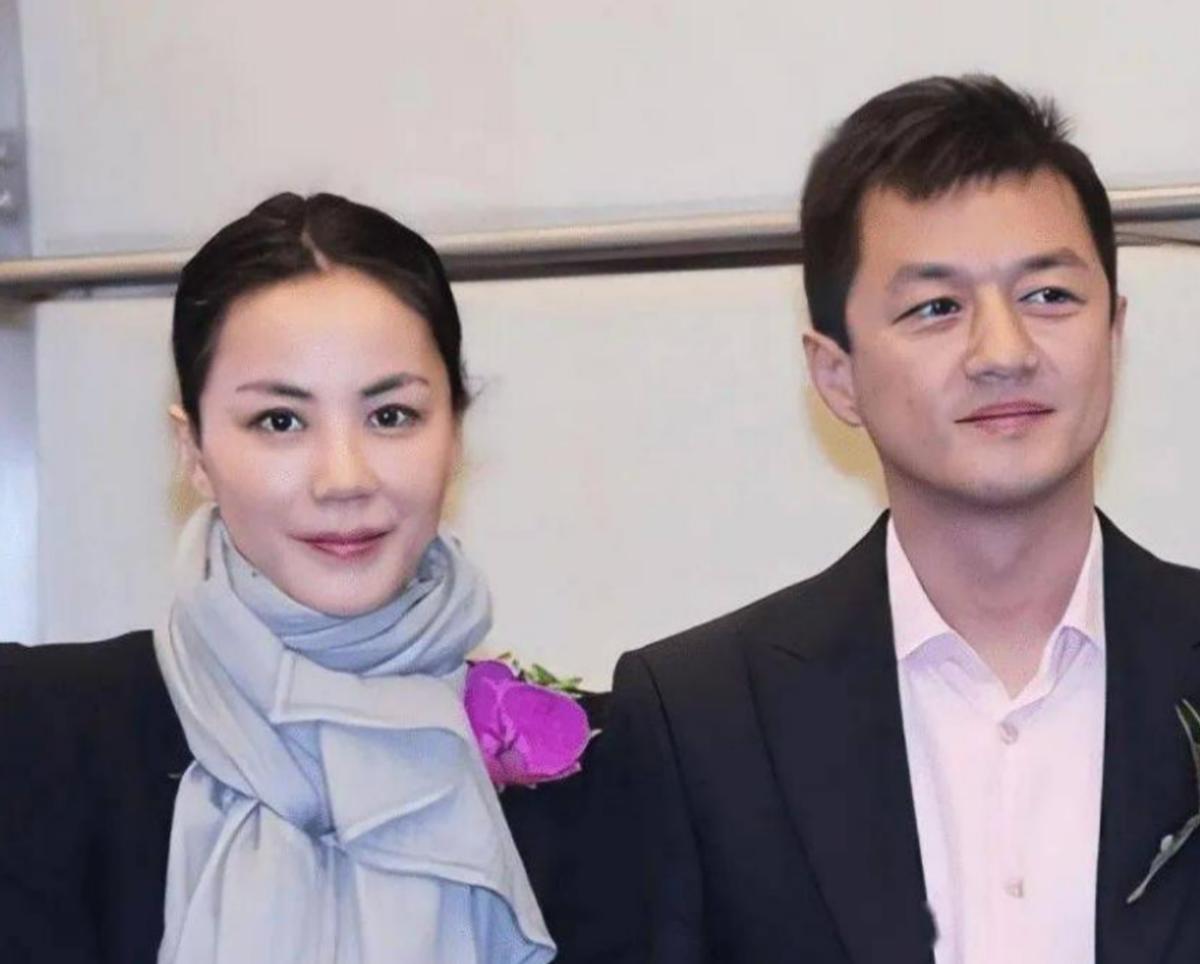 谢霆锋再传喜讯，王菲没想到复合后，会成前夫“望尘莫及”的存在