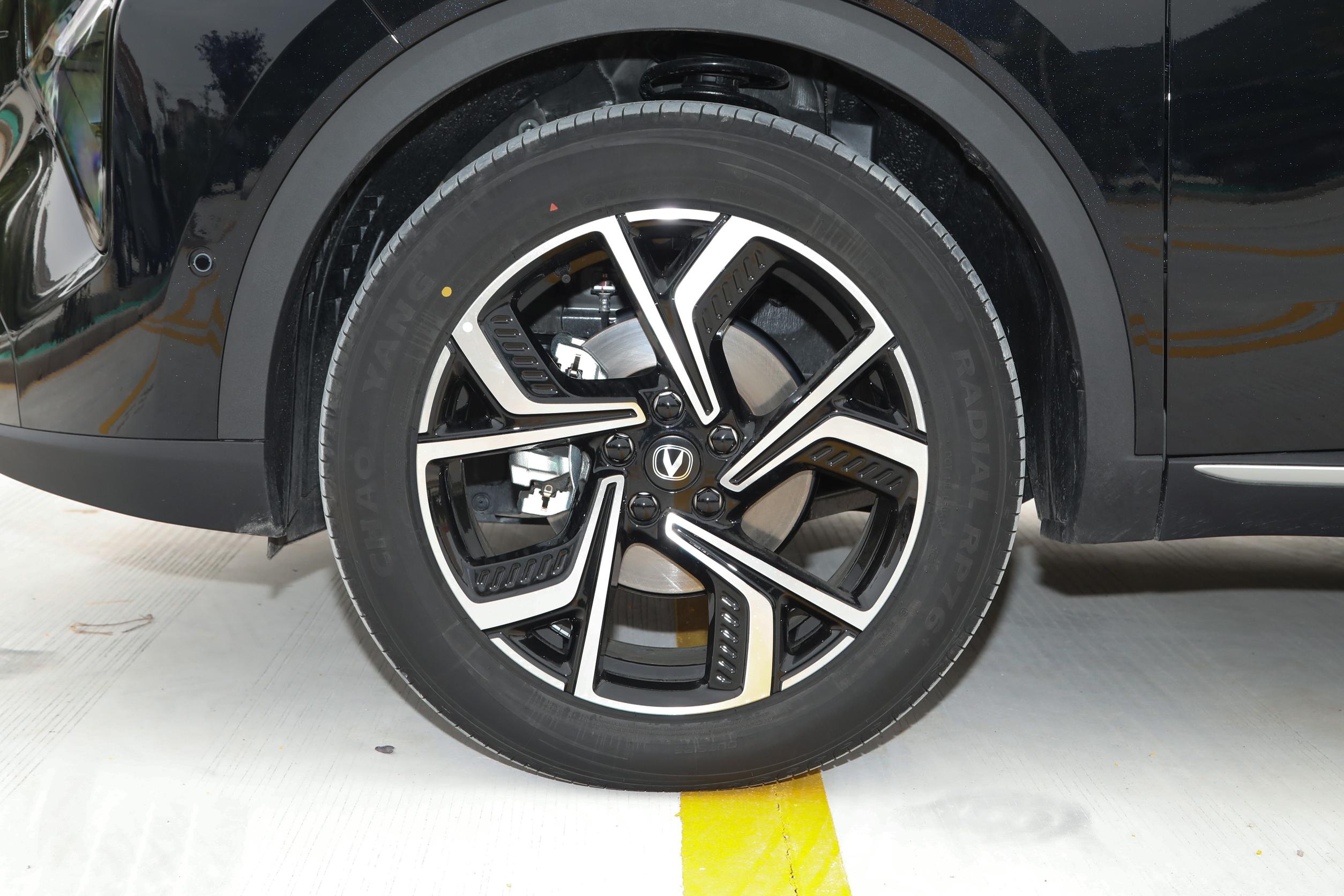 试驾第四代CS55 PLUS，这台1.5T发动机有点强！