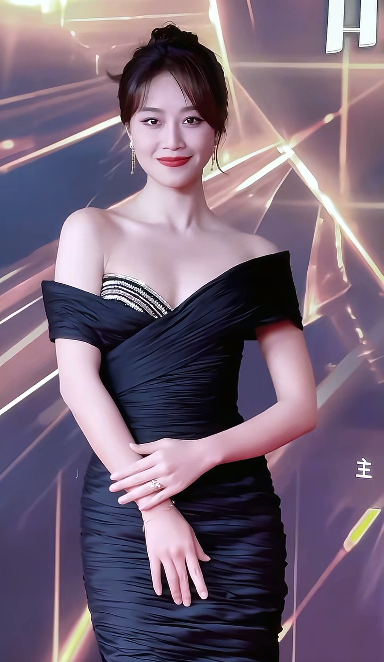 蓝盈莹大方晒素颜照,她曾说:情愿别人说我长得丑,但演技还行