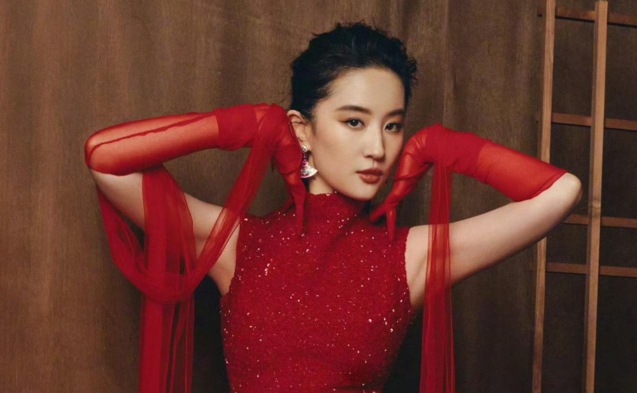 香港金九合照暴露咖位：倪妮宋佳靠边，杨幂侧身让位，c位没悬念