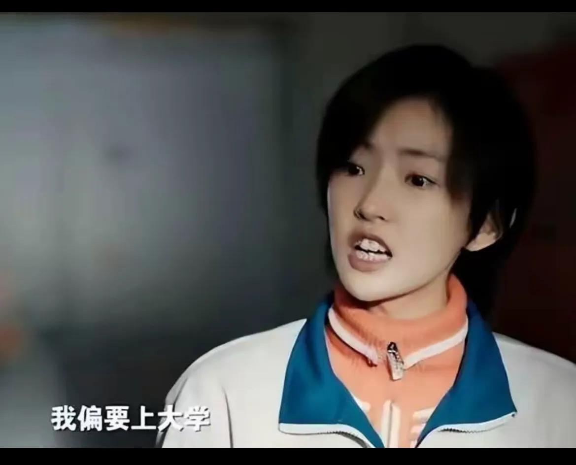 张译宠着、黄渤护着,被曝“打哭童瑶”的她,什么来头?