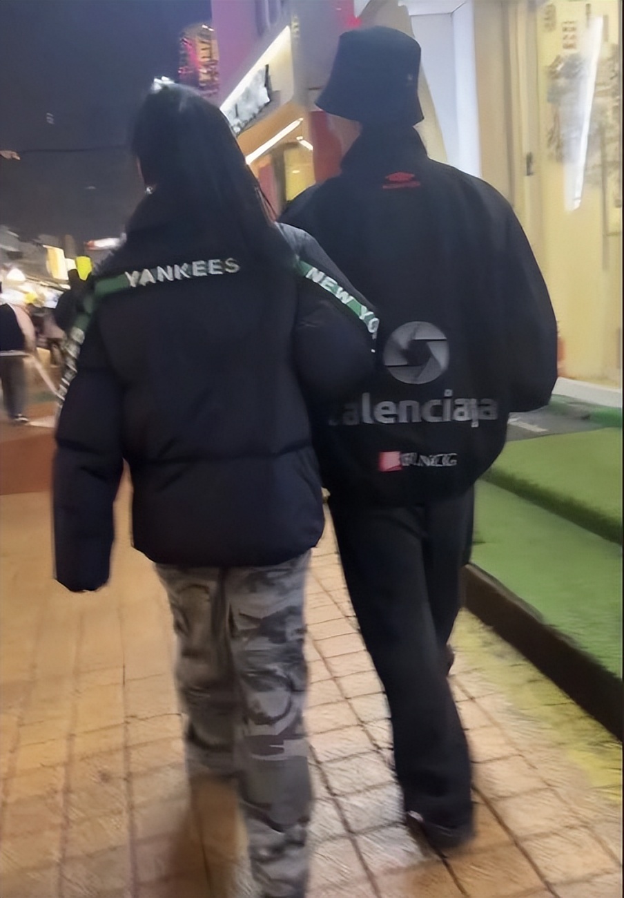 韩男星官宣结婚，网友却一片嘘声：让未成年怀孕打胎，你靠谱吗？