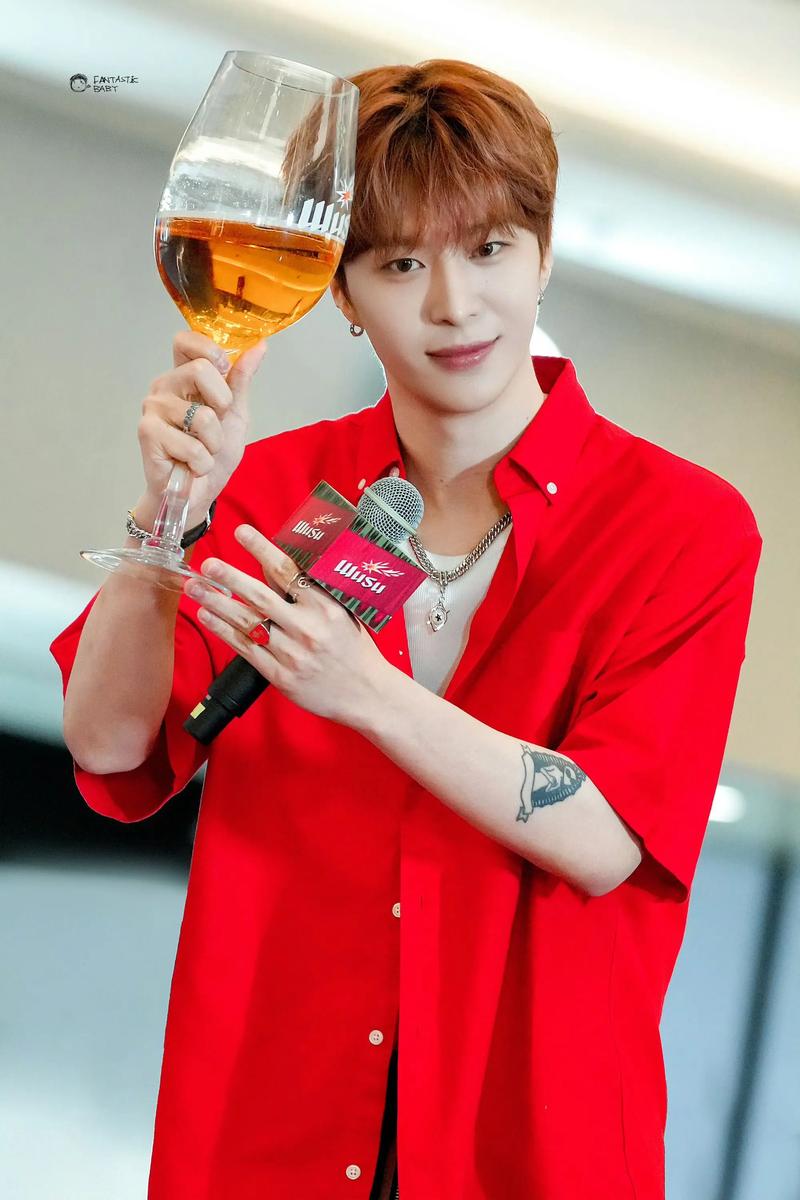 以身入局的司晓迪从核弹级爆料到全网群嘲，她只用了不到24个小时