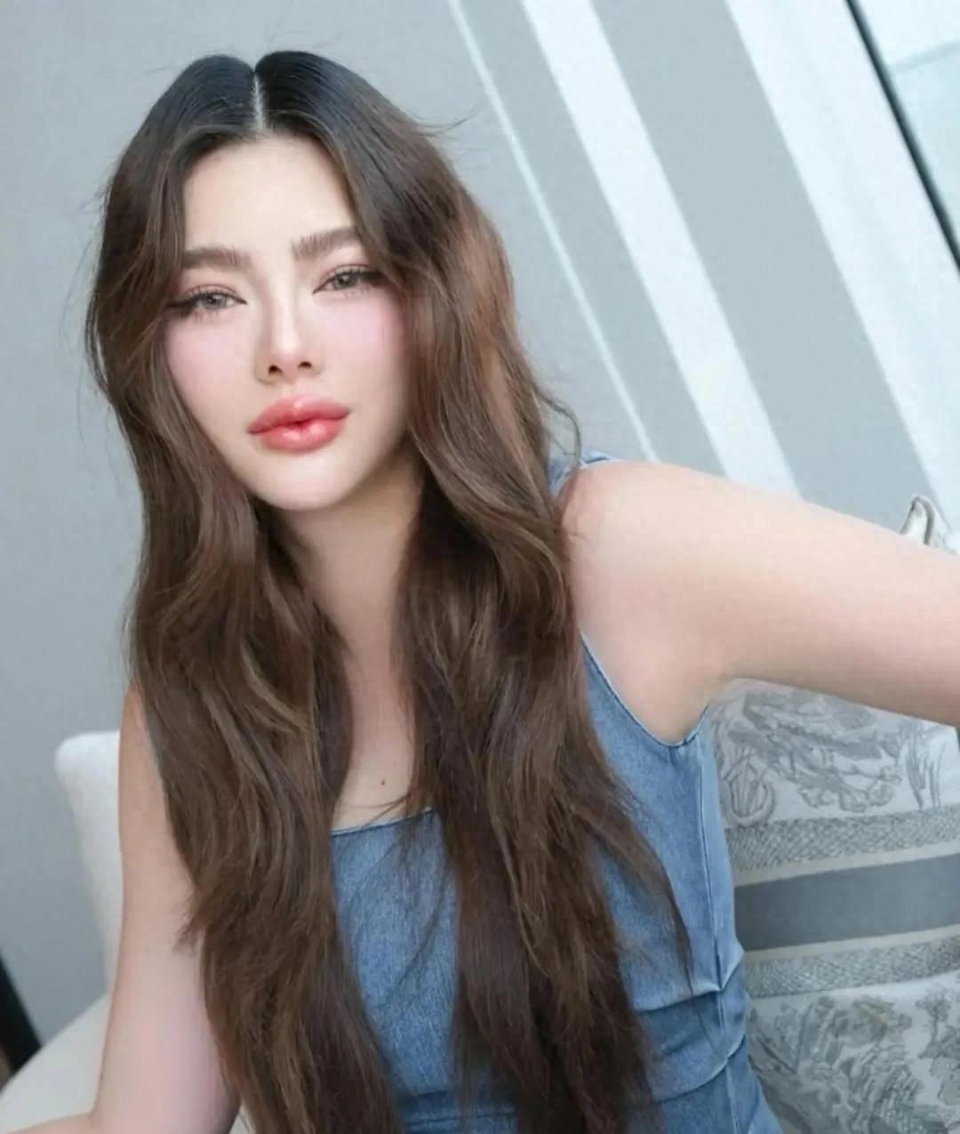 泰星Nana被捕后续来了,她妹妹提交100万铢保释金,等待法庭审理