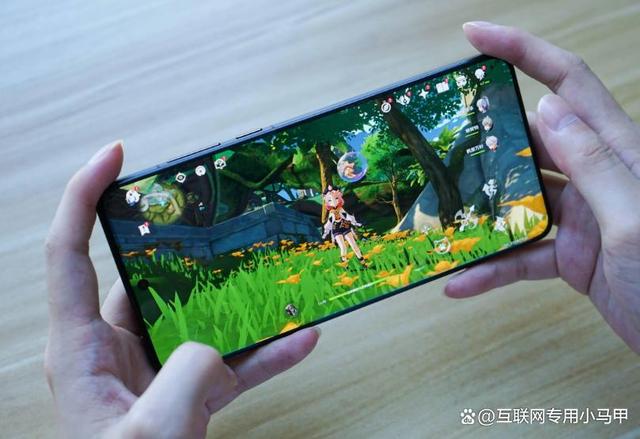 一加15参数曝光,1.5K直屏+潜望长焦,一加13再降价