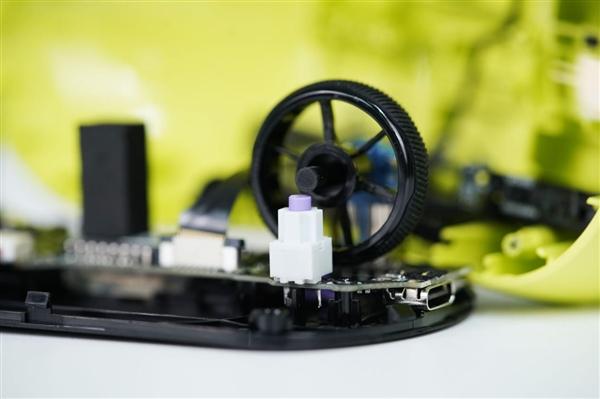 2万帧率中小手!雷柏VT3S Max鼠标图赏